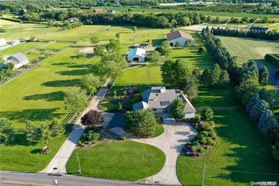 Photograph of 291 Deep Hole Road