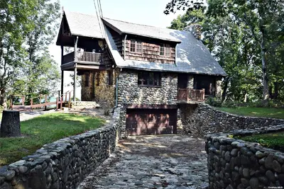 Photograph of 118 Side Road