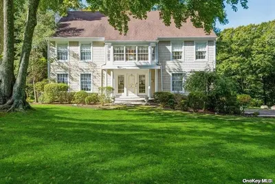 Photograph of 27 Silver Beech Lane