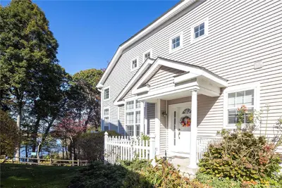 Photograph of 33 Big Pond Lane