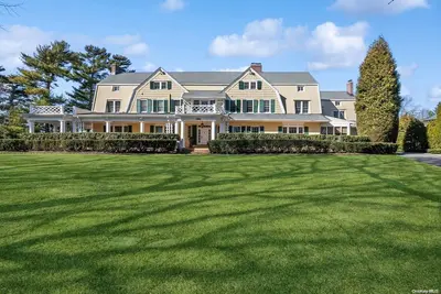 Photograph of 7 Carteret Place