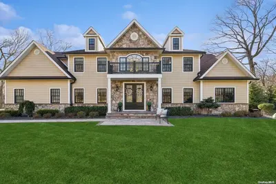 Photograph of 31 Branglebrink Road