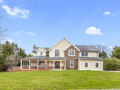 Photograph of 17 Timber Ridge Drive