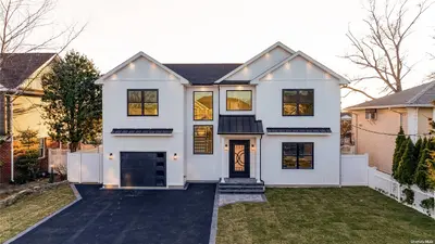 Photograph of 984 Tyrus Court