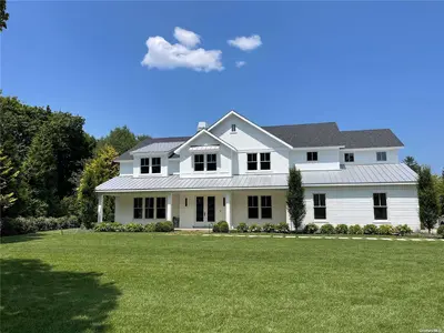 Photograph of 88 Country Road