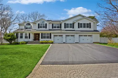 Photograph of 100 Barraud Drive