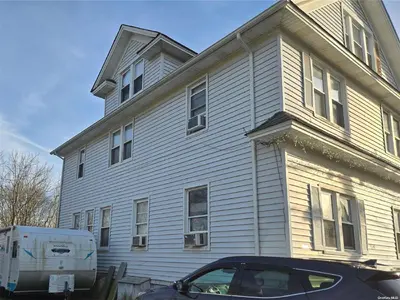 Photograph of 26 Swayze Street