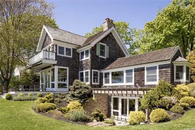 Photograph of 1230 Ruch Lane