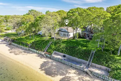 Photograph of 150 W Shore Drive