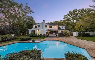 Photograph of 322 Anchorage Drive