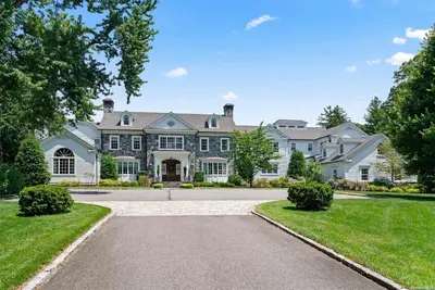 Photograph of 108 Piping Rock Road