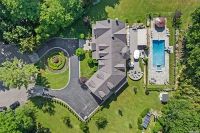 Photograph of 6 Coleman Court