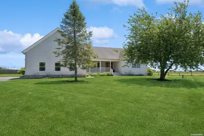 Photograph of 1523 Northville