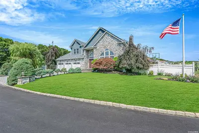 Photograph of 3 Juniper Court