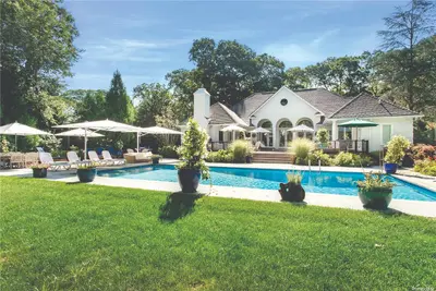 Photograph of 3 Cedar Lane