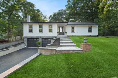 Photograph of 218 Buffalo Avenue