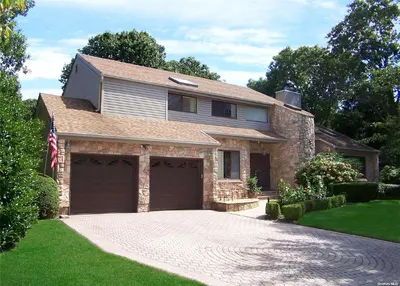 Photograph of 19 Lily Drive