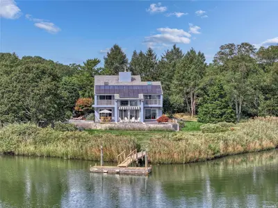 Photograph of 1350 Eugenes Road