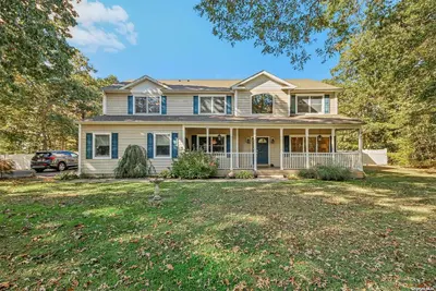 Photograph of 112 Gerard Road