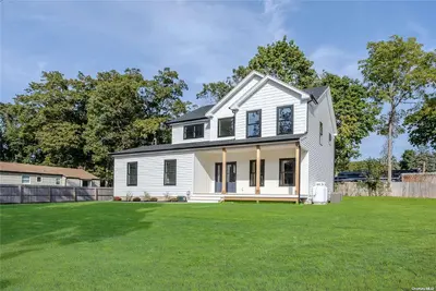 Photograph of 30 Pleasant Lot 3 Avenue