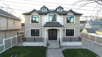 Photograph of 85-14 261st Street