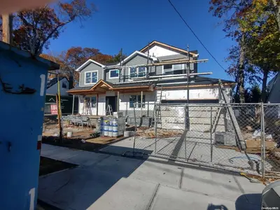 Photograph of 600 Oak Street