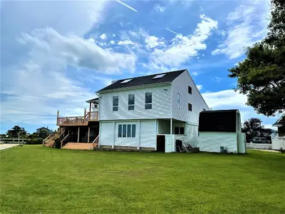Photograph of 49 FAIR LAWN Court